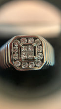 Cargar imagen en el visor de la galería, 14KT White Gold VVS2-VS1 F/G Men&#39;s Ring 1.25CTW
