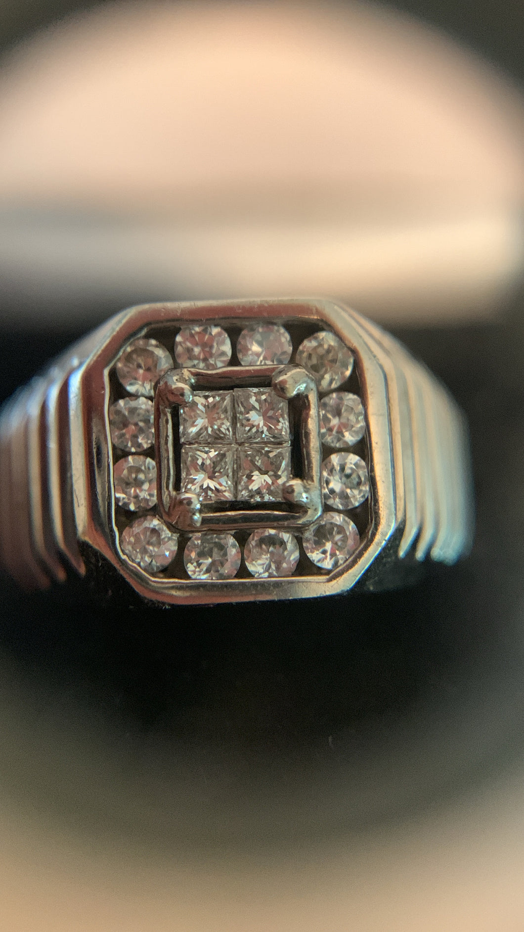 14KT White Gold VVS2-VS1 F/G Men's Ring 1.25CTW