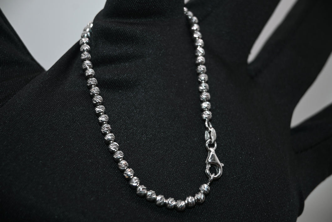 18KT Diamond Cut White Gold Bead Bracelet