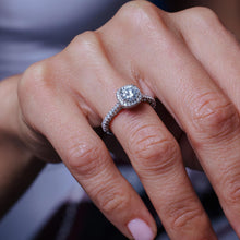 Load image into Gallery viewer, 925 1 Carat Moissanite Ring w/ Cubic Zirconia, #2
