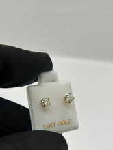 Load image into Gallery viewer, 14KT Screw Back Earrings/Studs SI1 J Color 0.53ctw
