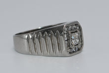 Cargar imagen en el visor de la galería, 14KT White Gold VVS2-VS1 F/G Men&#39;s Ring 1.25CTW

